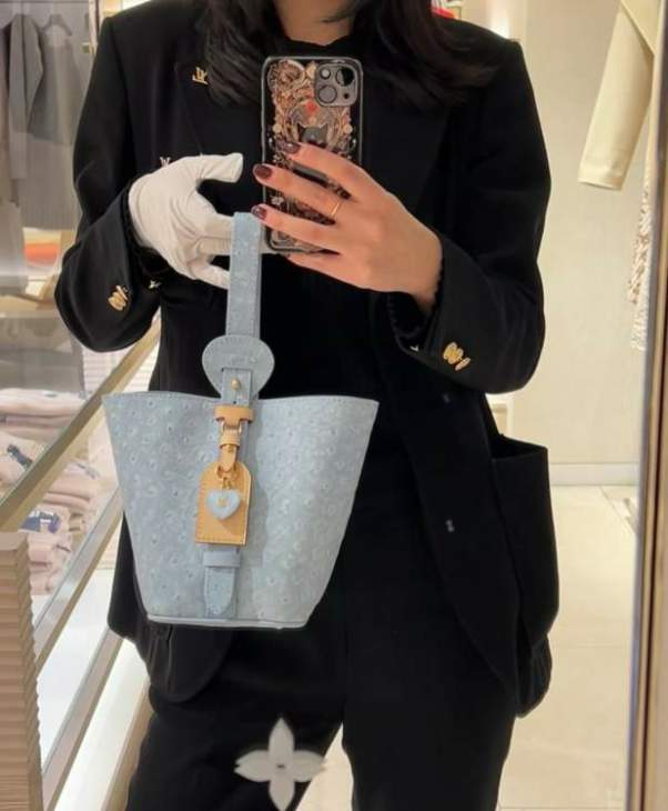 Picture of Louis Vuitton Handbags _SKUfw233561660fw